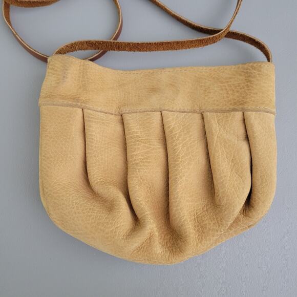 ReFind Originals Upcycled Leather Women's Designer Small Crossbody Purse - Picture 2 of 11